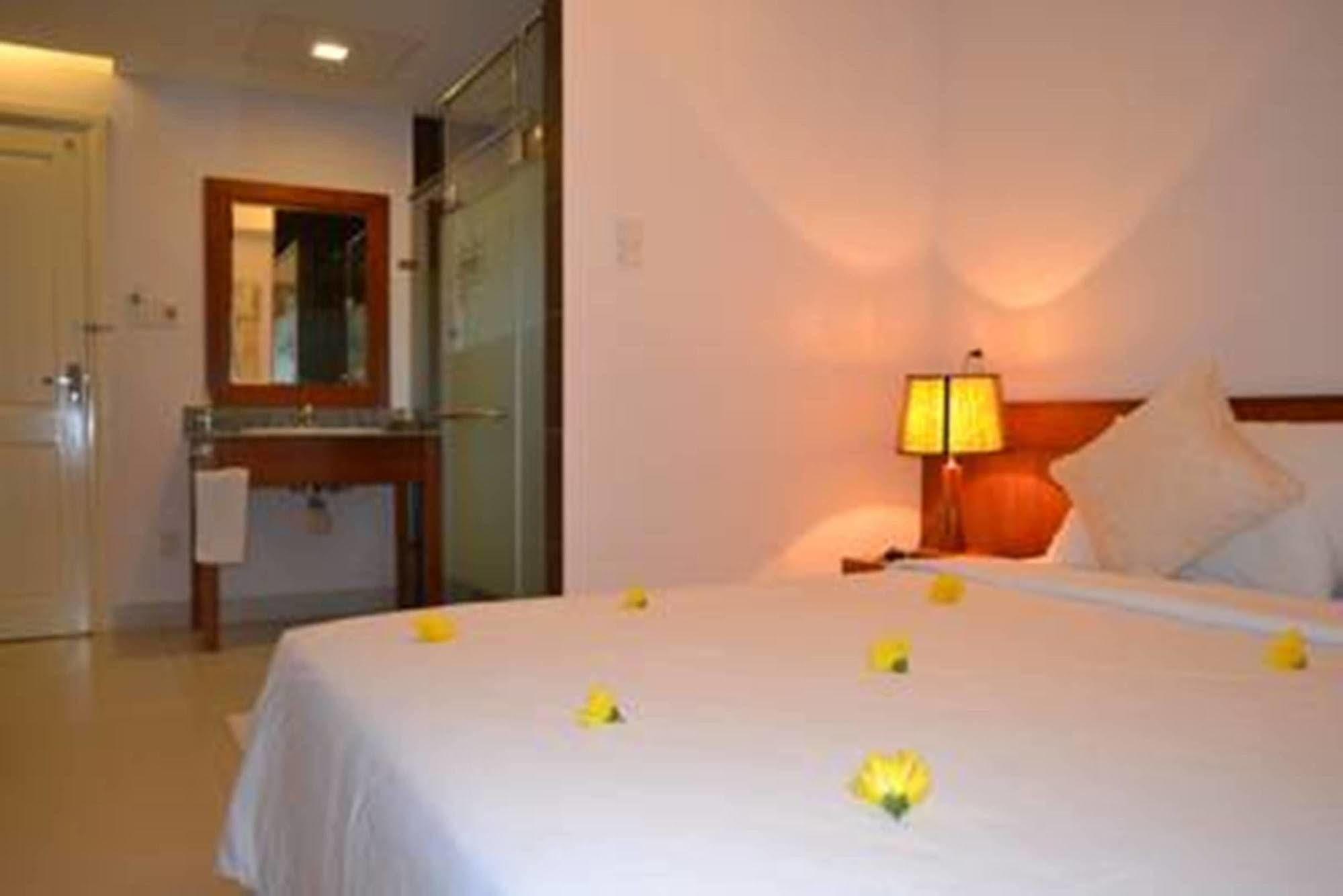 Da Nang Nemo Hotel Экстерьер фото